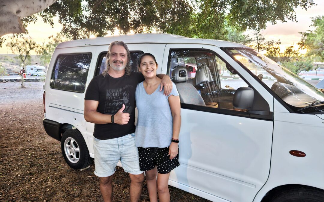 I viaggi di Enzo in Camper. Intervista a Alejandro e Carolina. Dall’Argentina a Tenerife ma nel cuore l’Italia